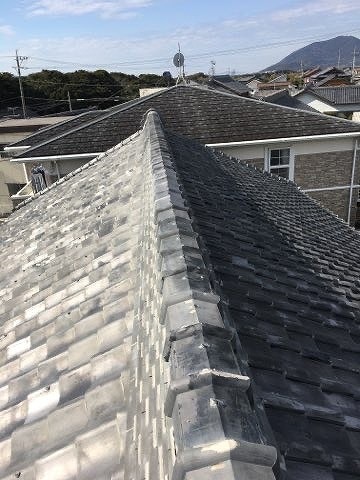 瓦屋根の状態確認